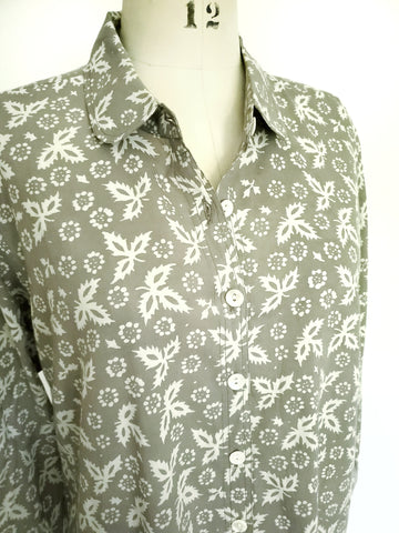 Elena Shirt in Kashish Mineral Gray Blockprint