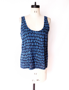 Mannequin with Indigo and black butti print tank top.
